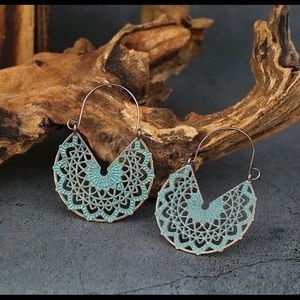 🖤SOLD🖤NWT Boho Turquoise & Copper Earrings